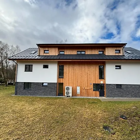U Plaze Lipna - Male Lipno Apartment